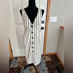 Top Shop ivory black stripe sleeveless button front V neck dress. Size 2 petite